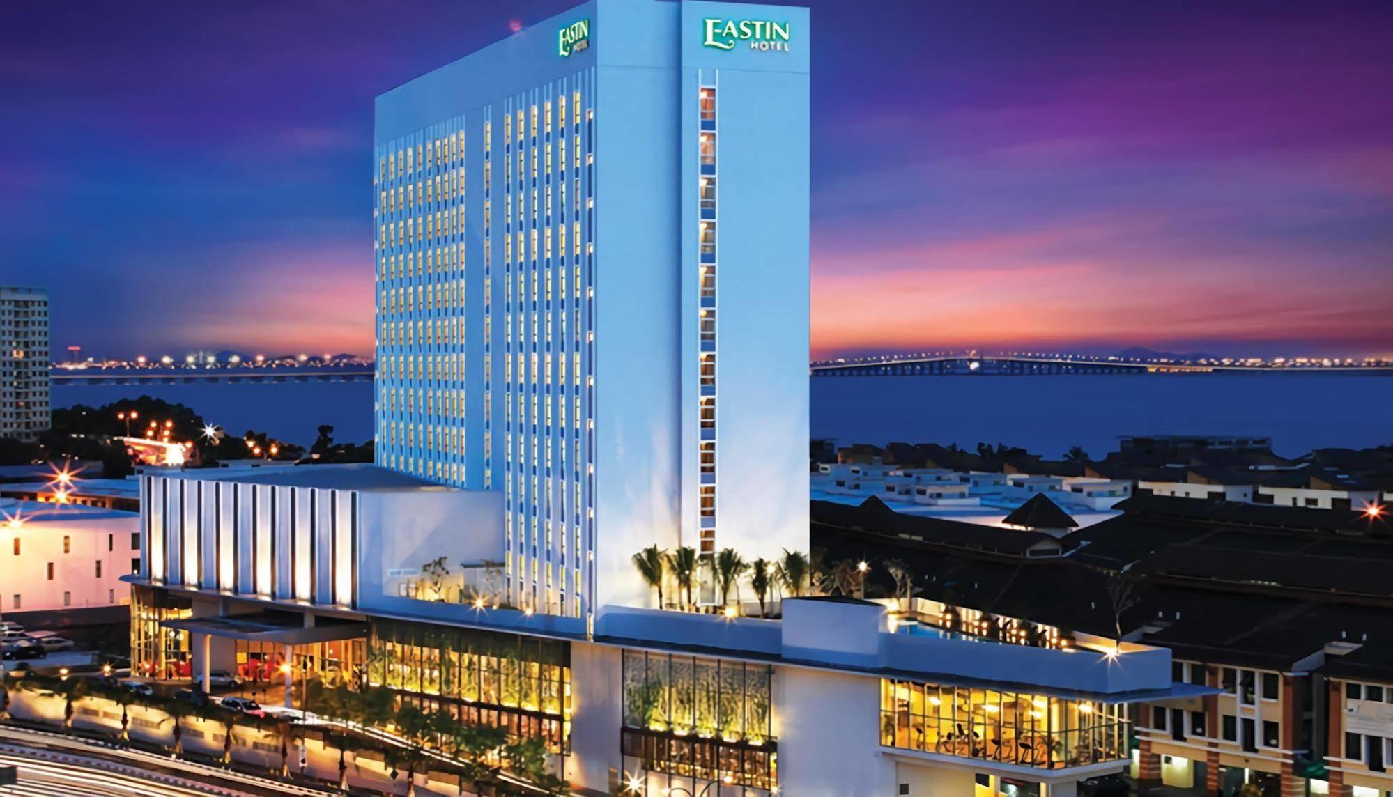 Eastin Hotel Penang Sungai Dua Bukit Exterior photo